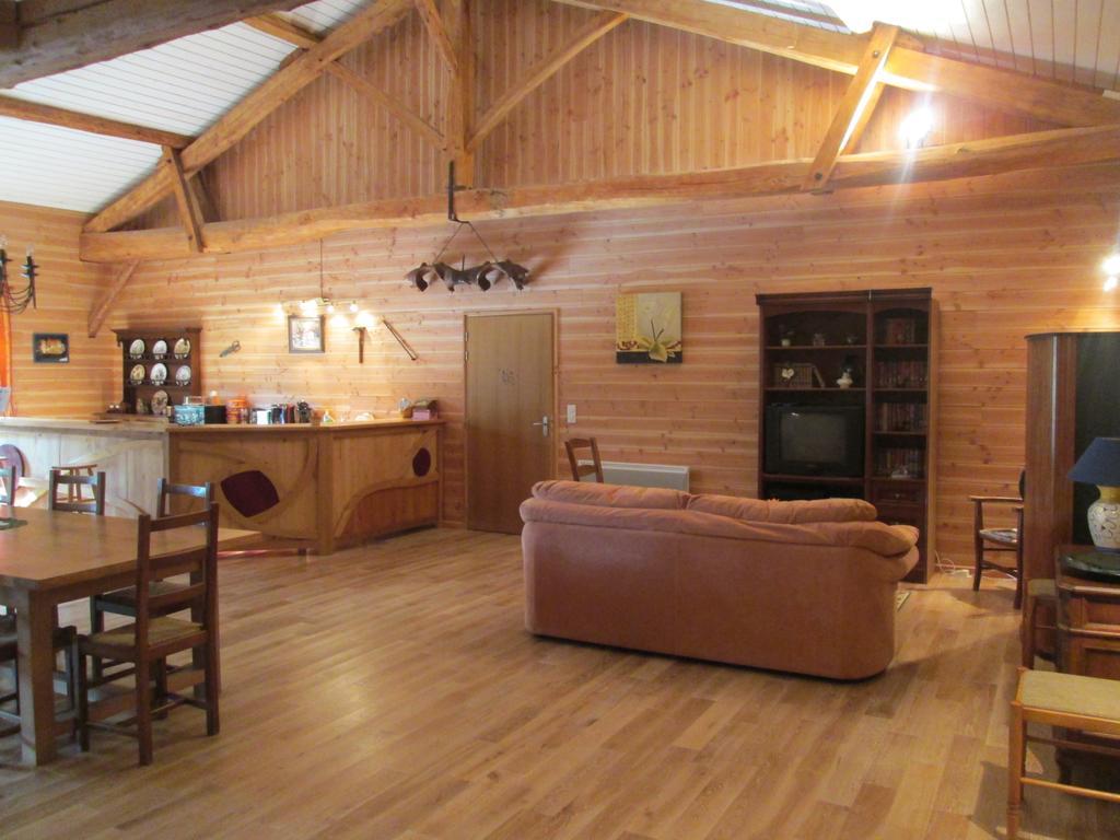 Domaine Du Val De Soux Bed & Breakfast Montgaillard-de-Salies Bagian luar foto