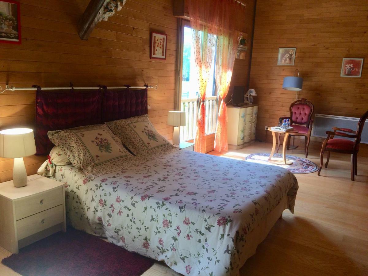 Domaine Du Val De Soux Bed & Breakfast Montgaillard-de-Salies Bagian luar foto