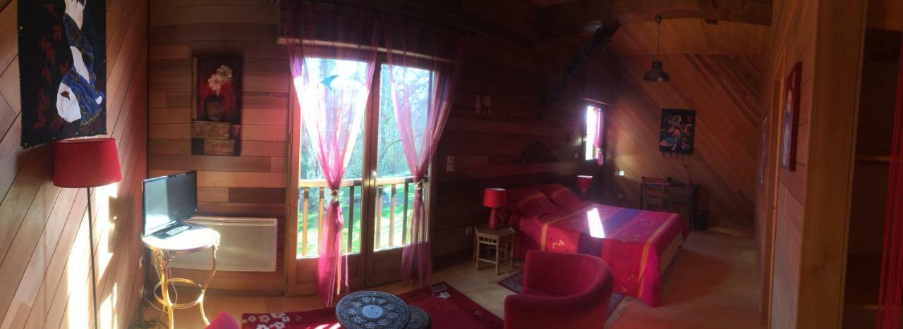 Domaine Du Val De Soux Bed & Breakfast Montgaillard-de-Salies Bagian luar foto